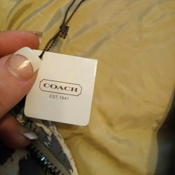 🪶Coach leopard print vest - Picture 11 of 16